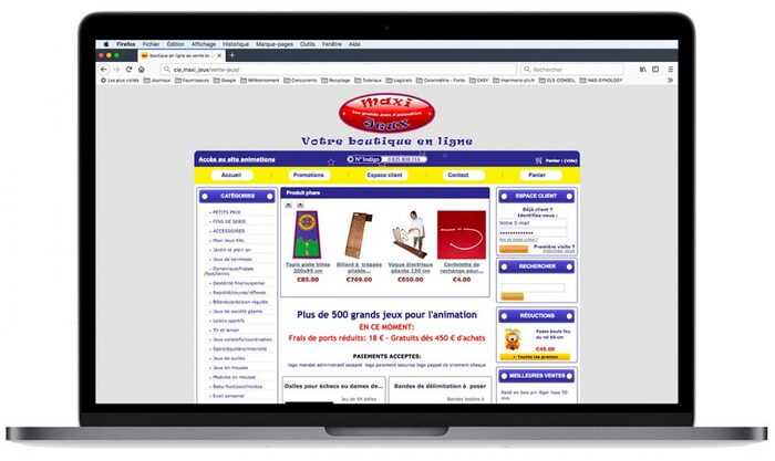 Mockup réaliste du site CMJ France affiché sur un ordinateur portable Apple